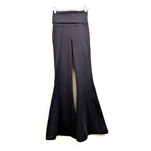 Offline by Aerie NWT size XS hi-rise OG super flare leggings fold over - Picture 2 of 9